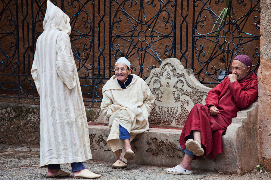  Chat on the Place Uta el Hammam   Chefchaouen  Chaouen   Morocco